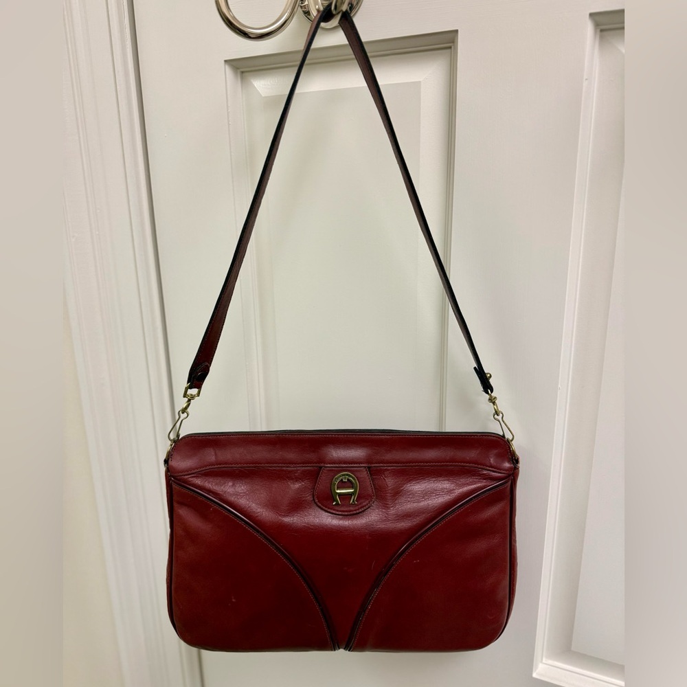 ETIENNE AIGNER‎ Vintage Burgundy Leather Flex-Frame Shoulder Bag/Clurch Purse